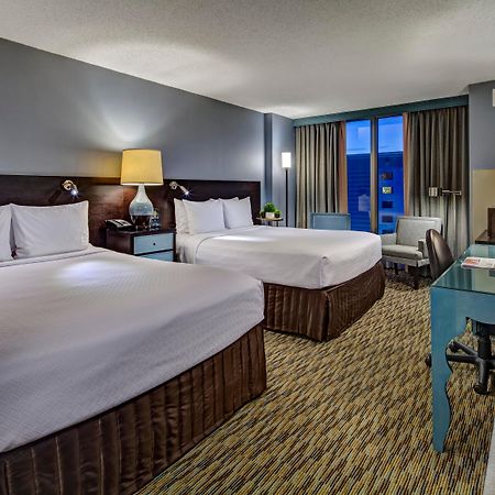 Crowne Plaza Hotel Glen Ellyn/Lombard By Ihg Exterior photo