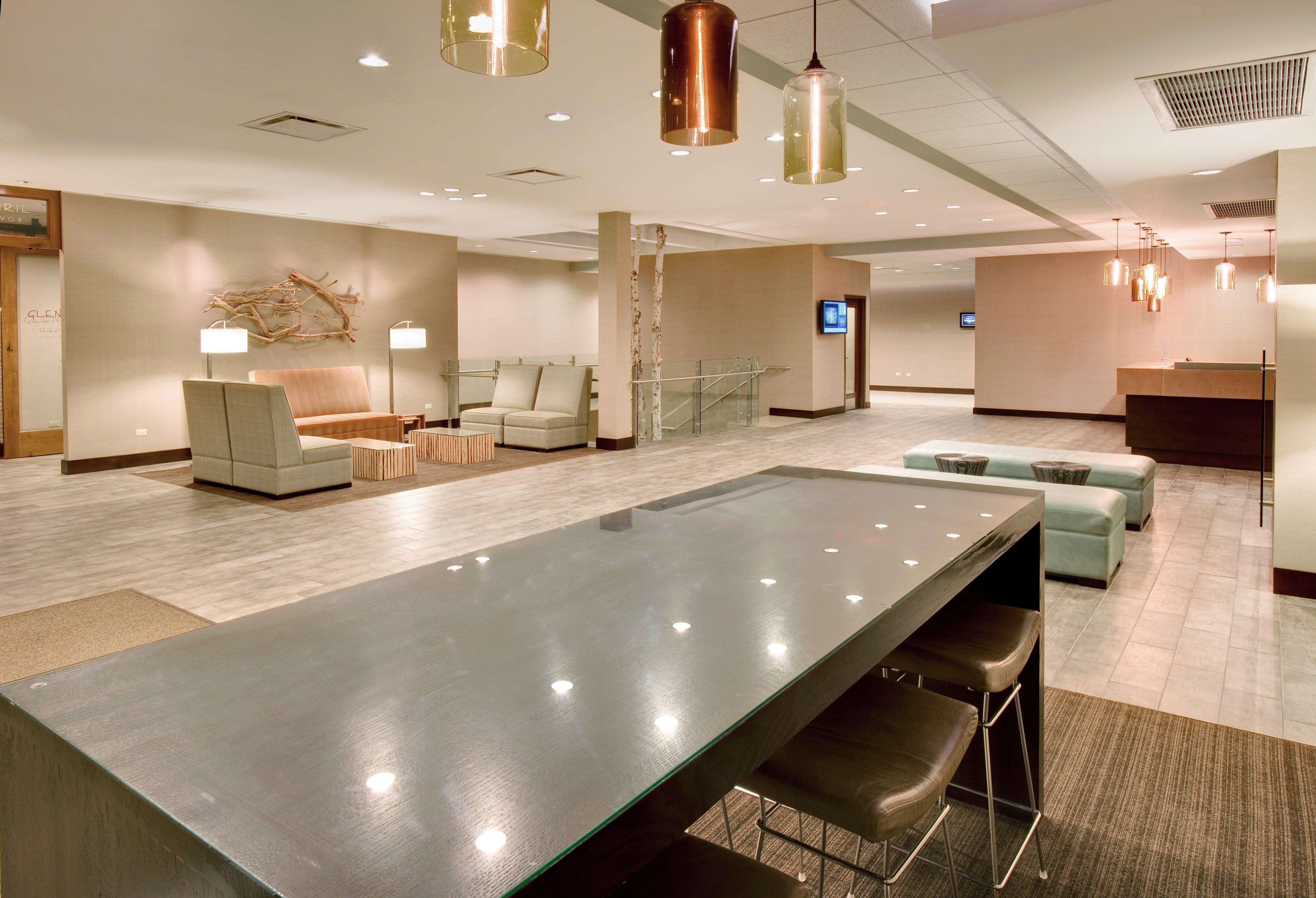 Crowne Plaza Hotel Glen Ellyn/Lombard By Ihg Exterior photo
