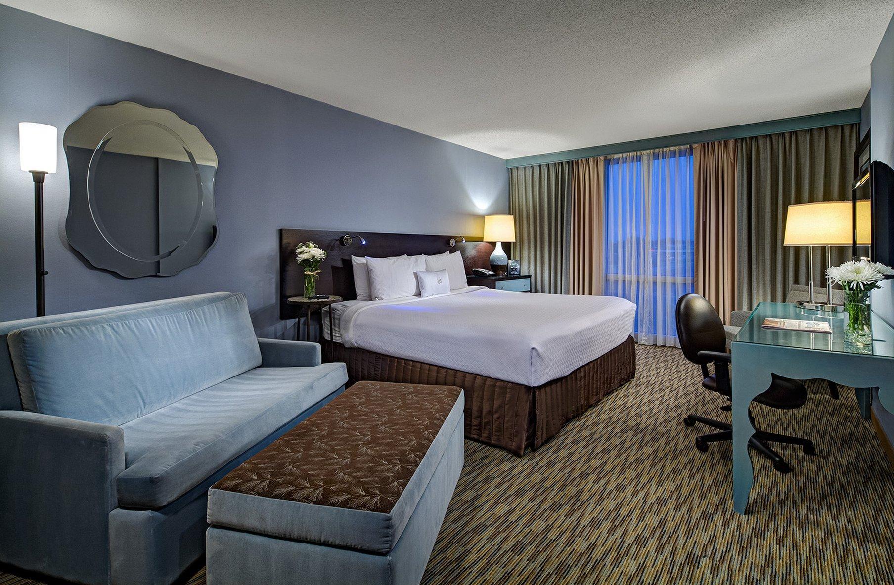 Crowne Plaza Hotel Glen Ellyn/Lombard By Ihg Exterior photo