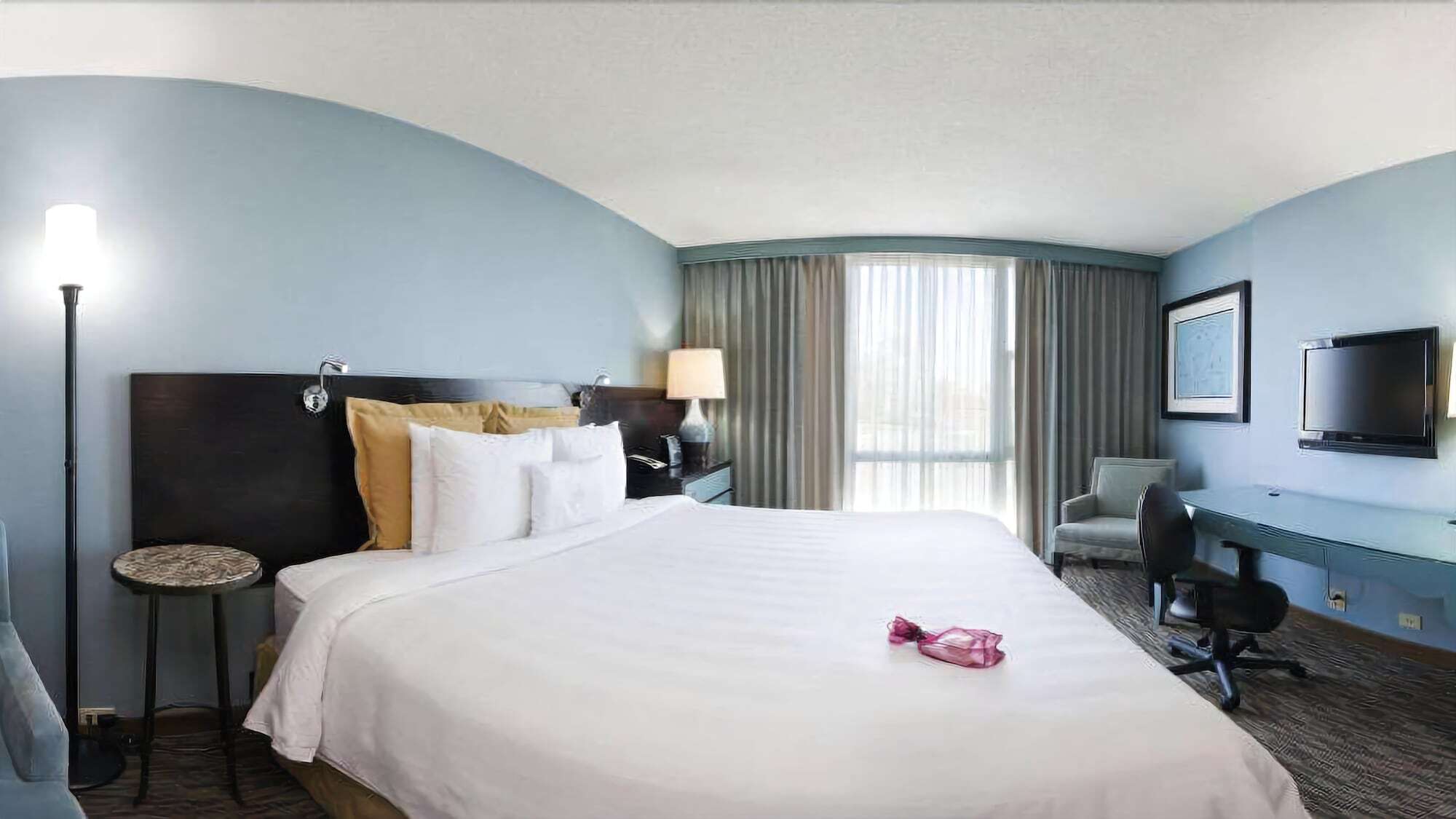 Crowne Plaza Hotel Glen Ellyn/Lombard By Ihg Exterior photo